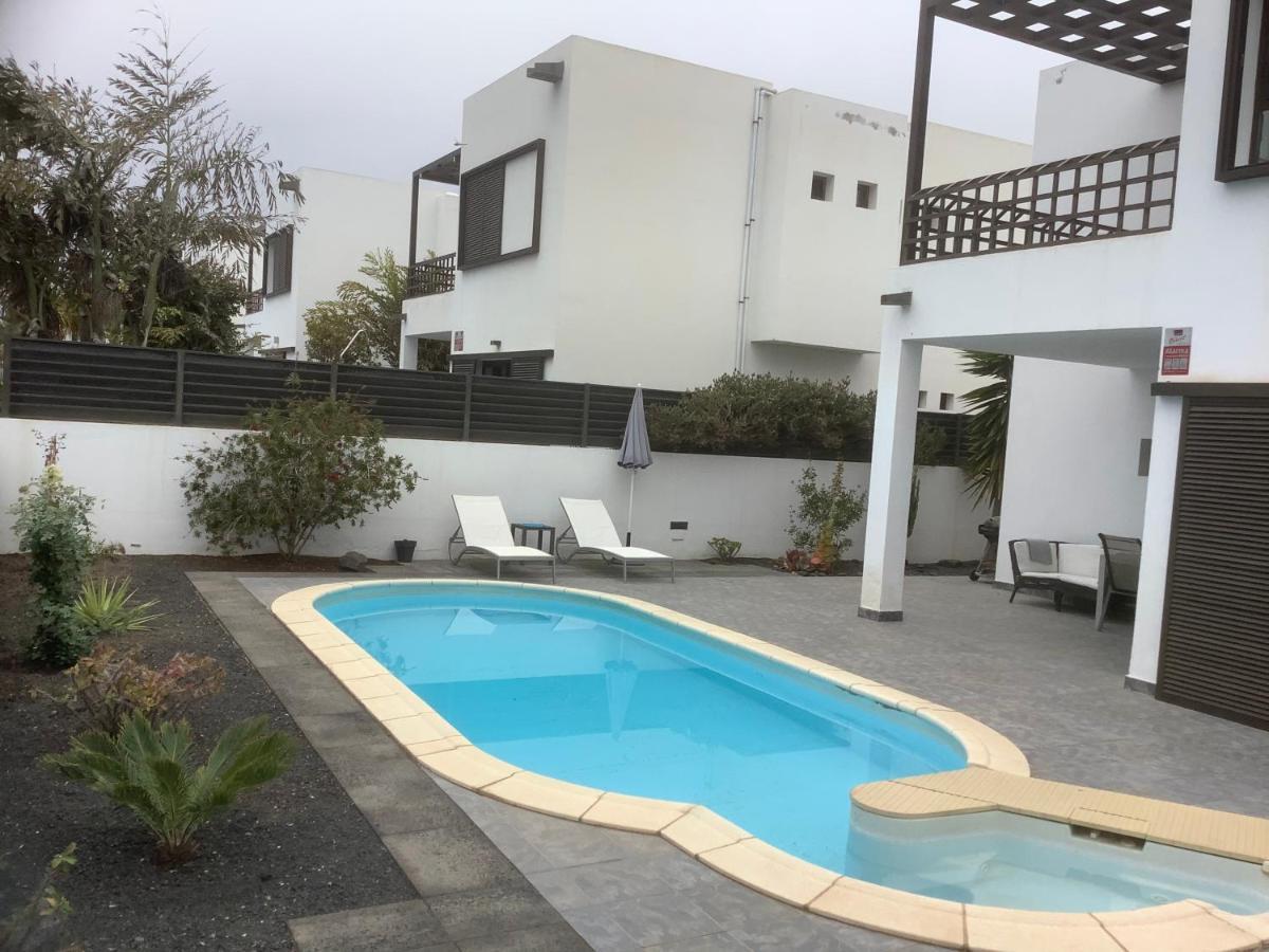Modern Villa With Sea Views Costa Teguise Exteriér fotografie
